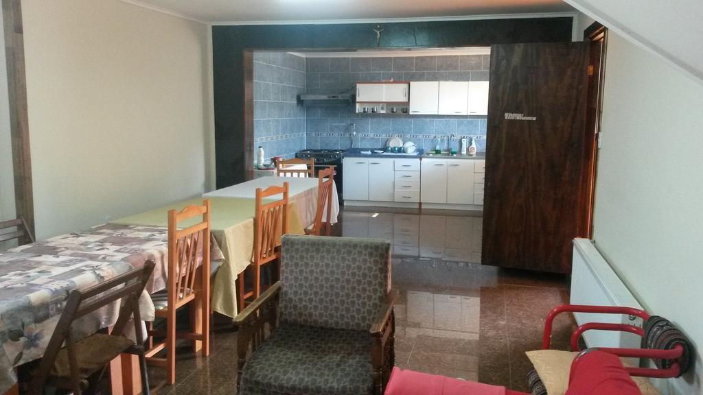 Hostal Chiloe Hostel Punta Arenas Esterno foto