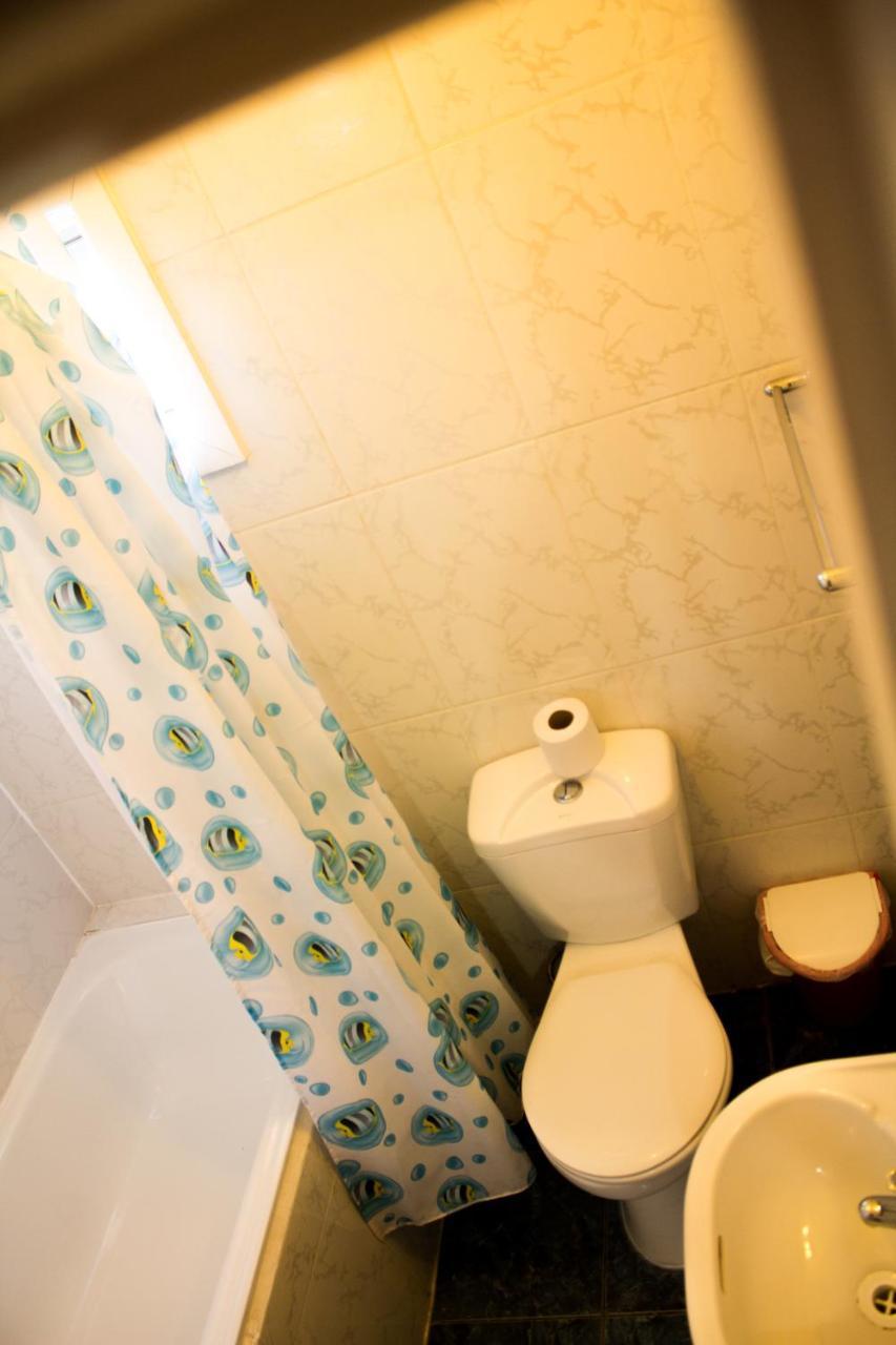 Hostal Chiloe Hostel Punta Arenas Esterno foto